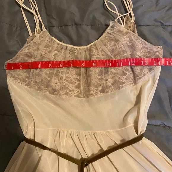 Vintage Vanity Fair Lingerie Dress - Picture 12 of 16